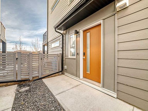 4th image of 413 E Skyview Ranch Cir NE