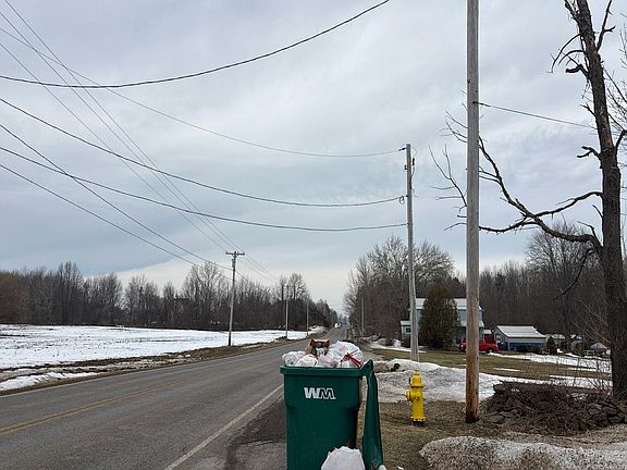 5th image of 7142 Fisher Rd