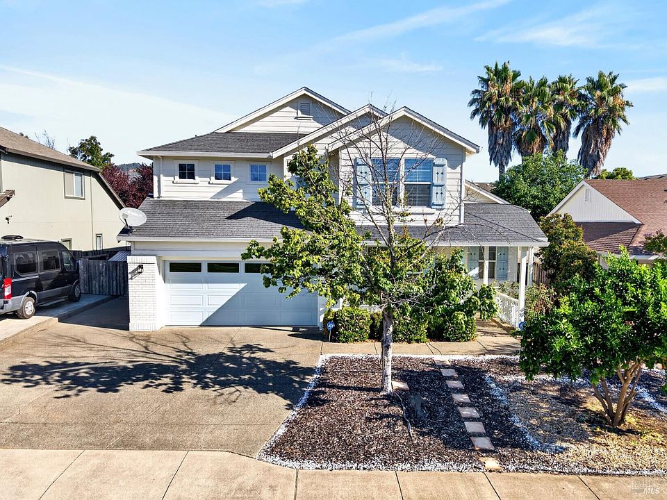 1st image of 106 Grape Gables Way