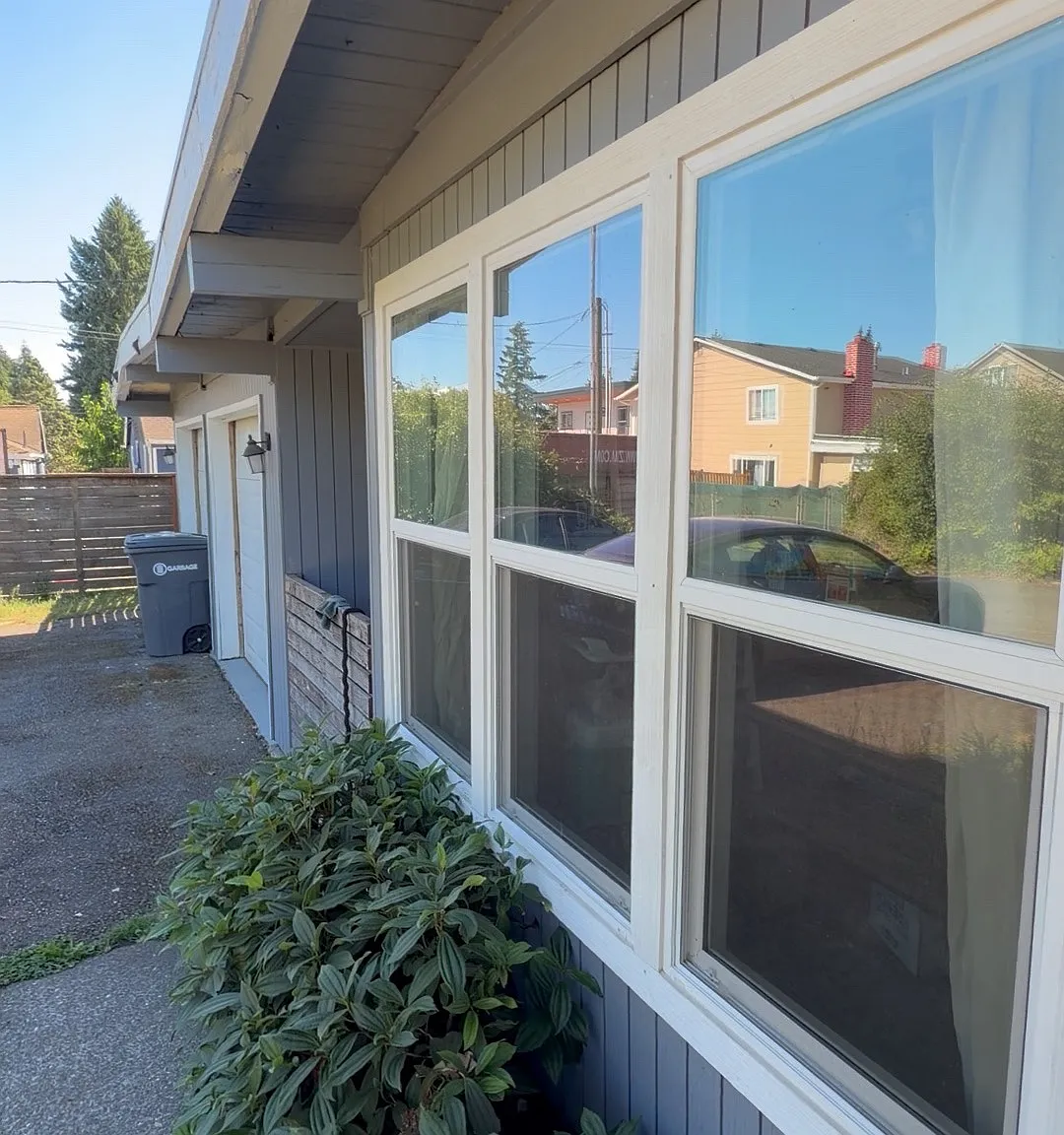 4 bed, 1.5 bath, 1310 sqft, $1,000 — Photo 3