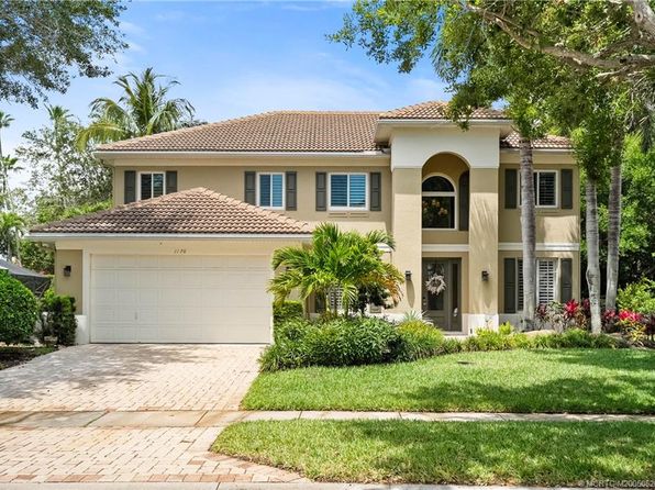 1170 SW Lighthouse Dr, Palm City, FL 34990