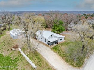 22205 S Coonce Ln, Hartsburg, MO 65039