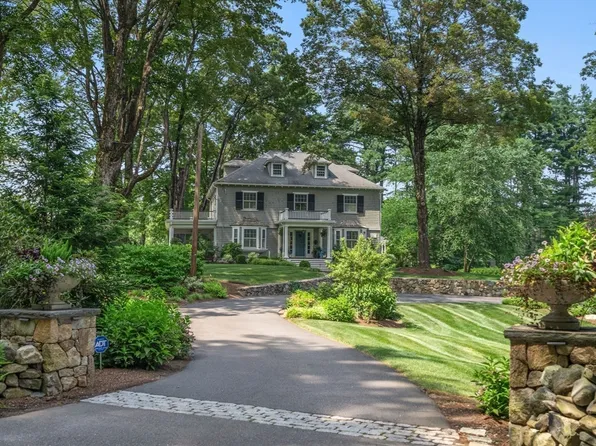 15 Training Field Rd, Wayland, MA 01778