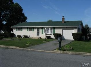 328 Williams Ave, Walnutport, PA 18088