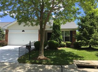10230 Greenwich Pl, Saint Louis, MO