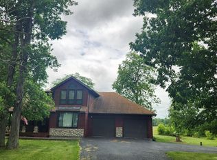 20207 Bowsher Rd, Wapakoneta, OH 45895