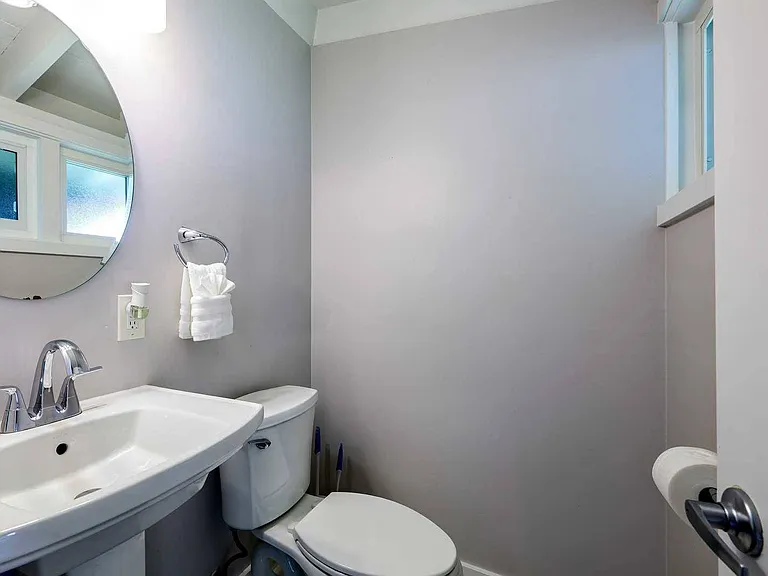 3410 Pepper Tree Ln — Photo 35