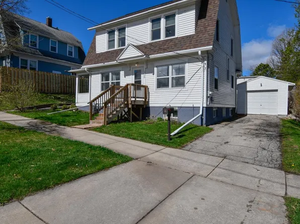 338 S Clay St, Green Bay, WI 54301