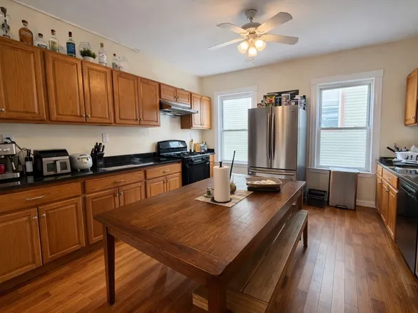1 Sachem St #3, Boston, MA 02120