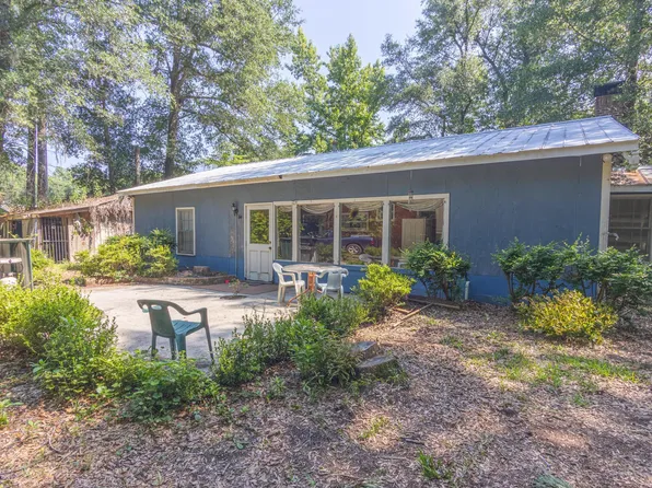 951 Shipes Bluff Rd, Blackville, SC 29817