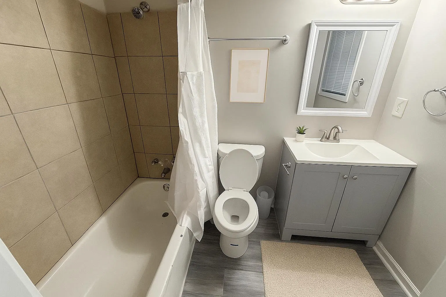 4 bed, 4.0 bath, 2300 sqft, $927 — Photo 2