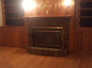 20 Harkins St, Clinton, MA 01510