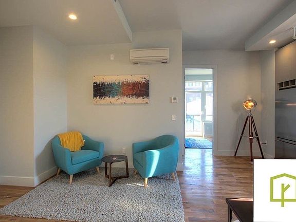 3rd image of 1038 Greene Ave #406