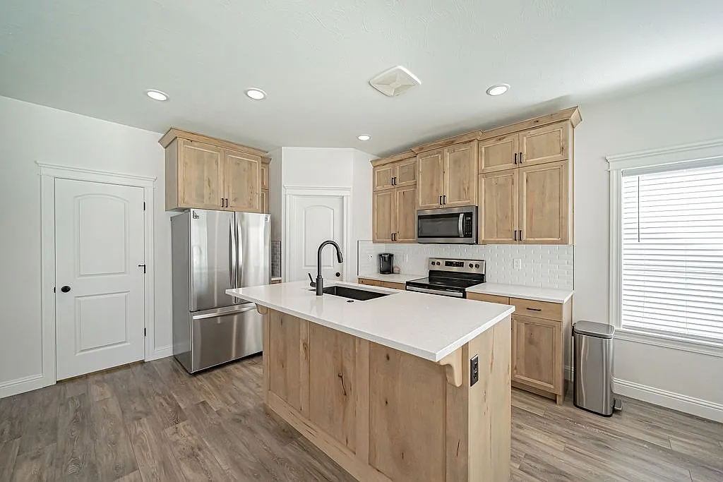 4725 Witts End — Photo 3
