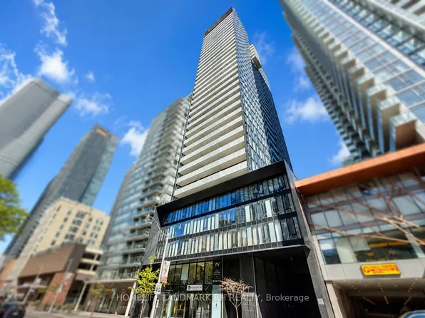 28 Wellesley St E #1004, Toronto, ON M4Y 0C4