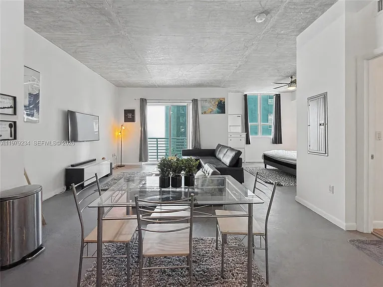 234 NE 3rd St #608 — Photo 7