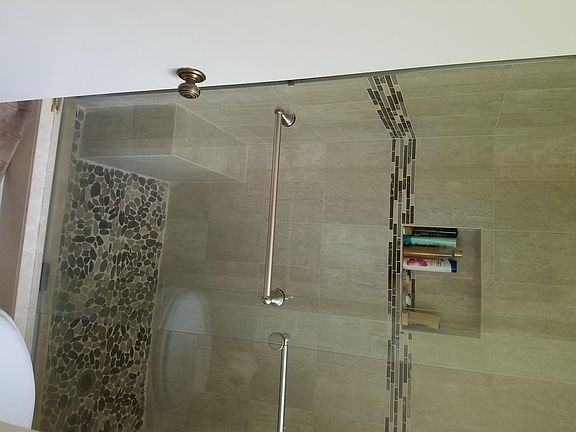 4th image of 151 Lakeview Dr APT 201