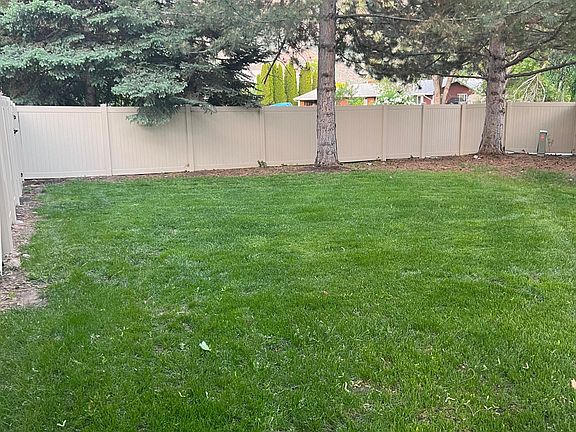 5th image of 1947 S Columbia Ln APT 11