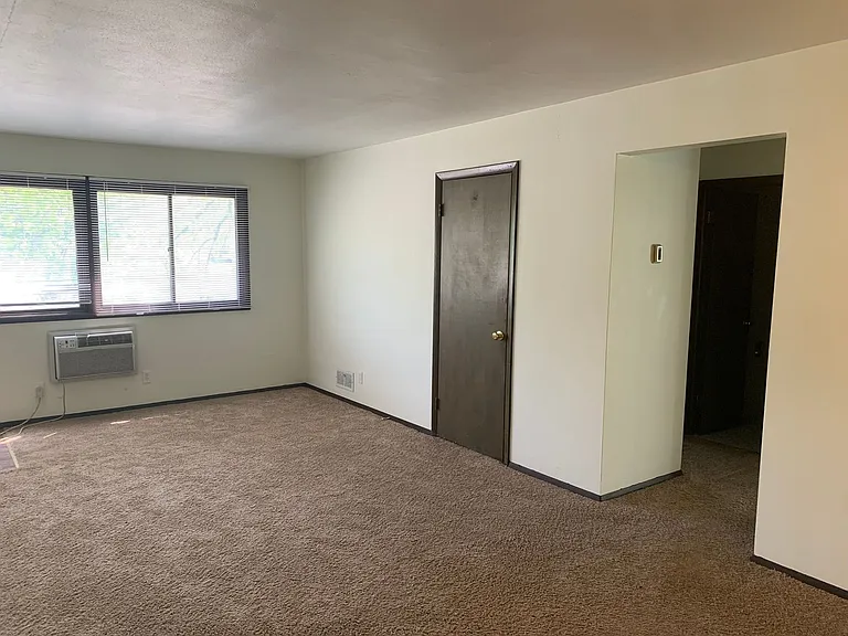 4330 Nakoosa Trl — Photo 3