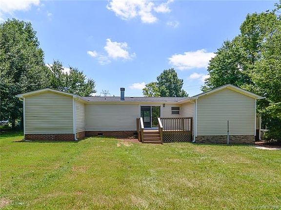 5th image of 138 Ashley Woods Dr