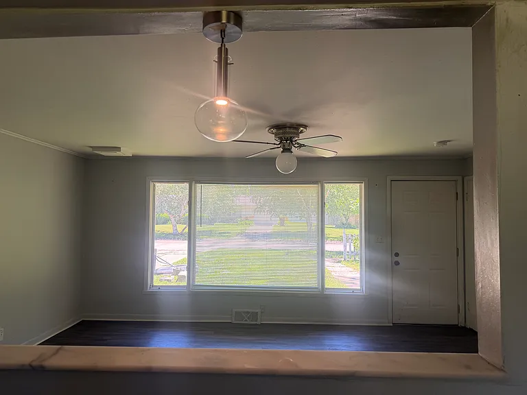 1508 Cynthia Dr — Photo 2