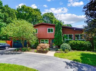 4414 E Greenview Dr, Dayton, OH 45415