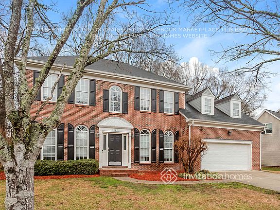 4th image of 1327 Yorkshire Pl NW