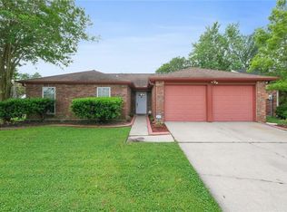34 Oakley Dr, Destrehan, LA 70047