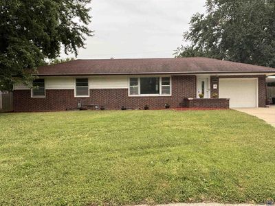 1274 SW Indian Trail Ct, Topeka, KS, 66604