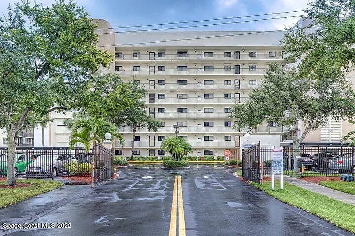 1st image of 300 S Sykes Creek Pkwy APT 505