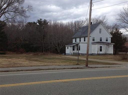 2nd image of 53 Main St