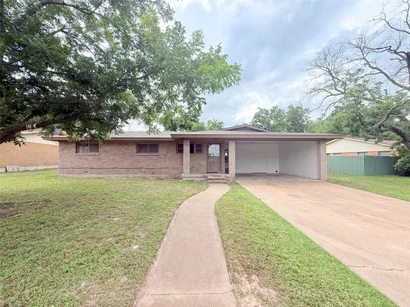 1998 Crestridge St, Stephenville, TX 76401