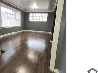 8711 S Kingston Ave #1, Chicago, IL