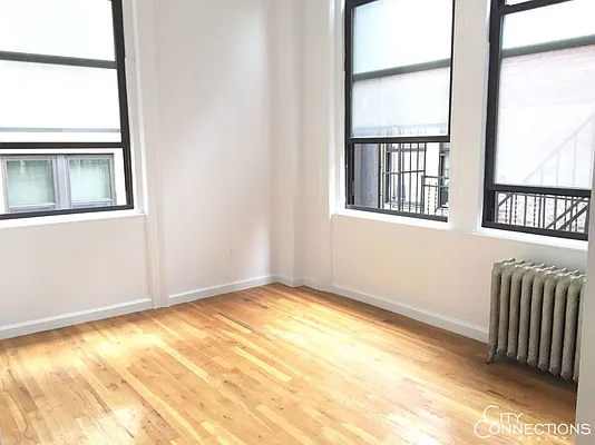 Rented by City Connections Realty | media 2