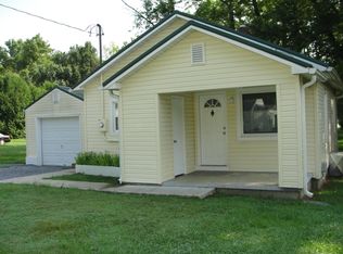 1717 Concord St, Johnson City, TN 37604