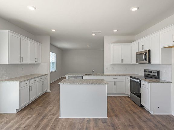 7th image of this home