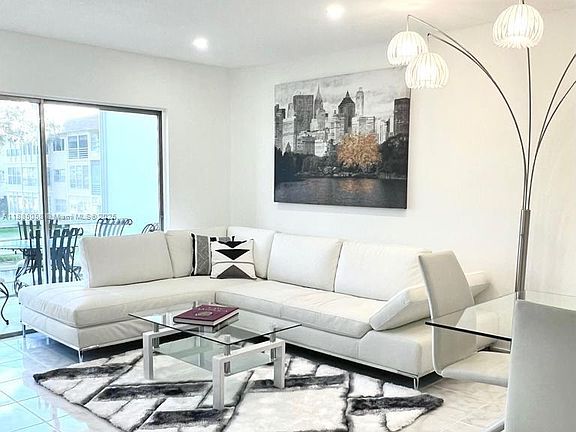 5th image of 5051 W Oakland Park Blvd #204