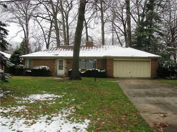 4819 Oakridge Dr, Toledo, OH 43623