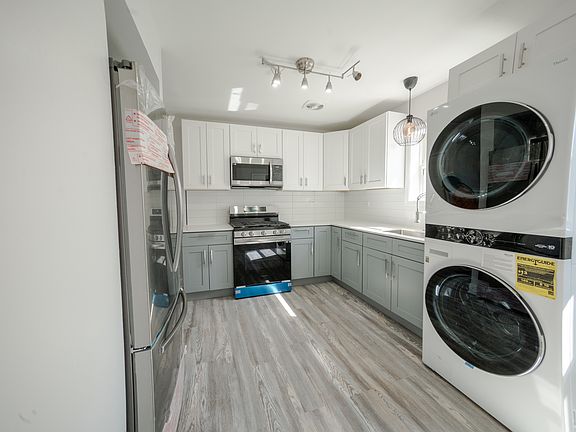 2nd image of 2242 N Lavergne Ave Unit 2
