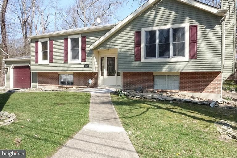 1st image of 309 Pennsylvania Trl
