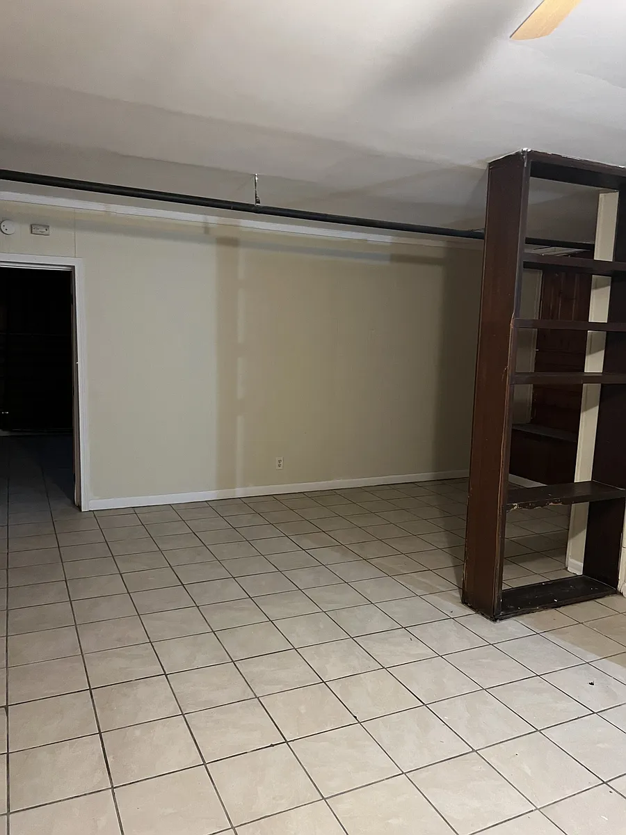 Building Photo - 412 E 41st Ave #2