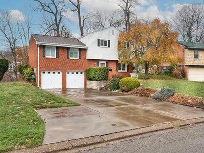 634 Galway Dr, Bethel Park, PA, 15102
