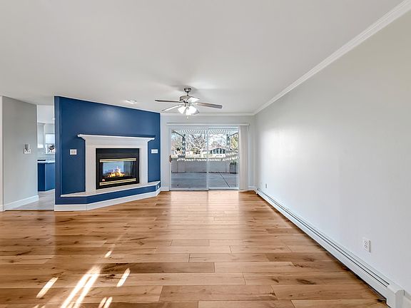 5th image of 517 Liberty Cap Ct