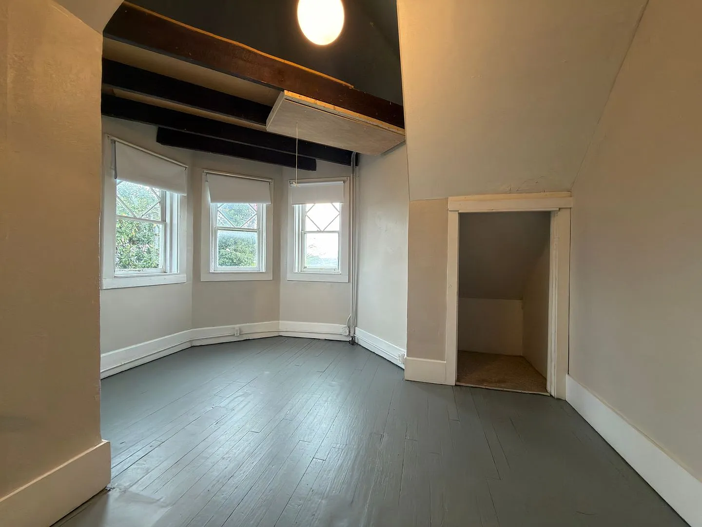 1221 Laurel Avenue House — Photo 1
