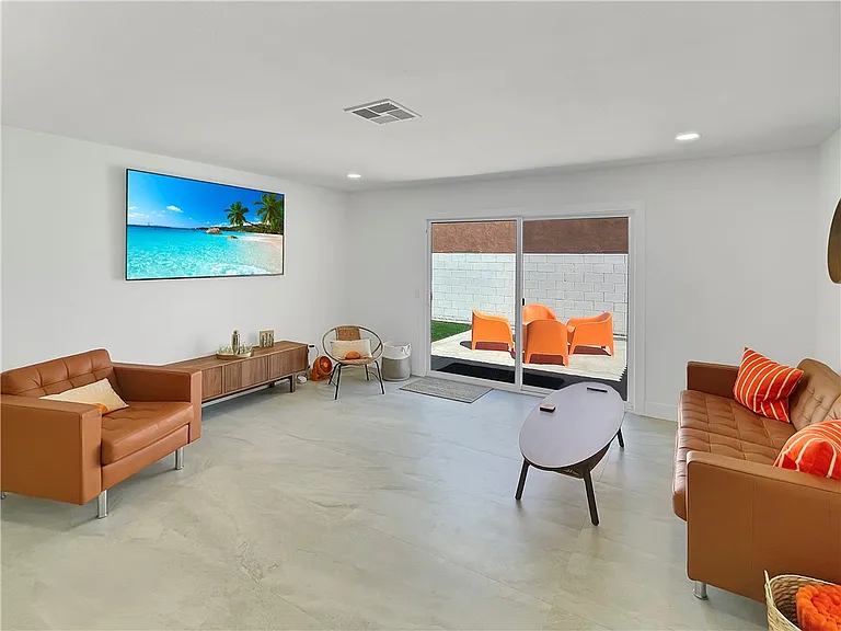 54905 Avenida Diaz — Photo 5
