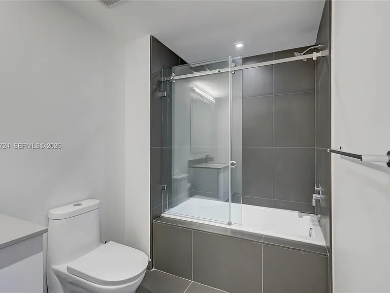 1600 NE 1st Ave #1918 — Photo 11