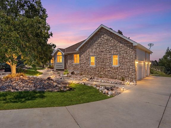 5th image of 2710 Westridge Ct