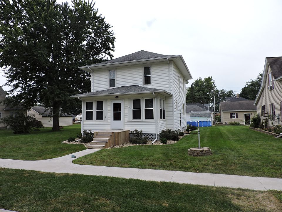 1st image of 215 W Elder St