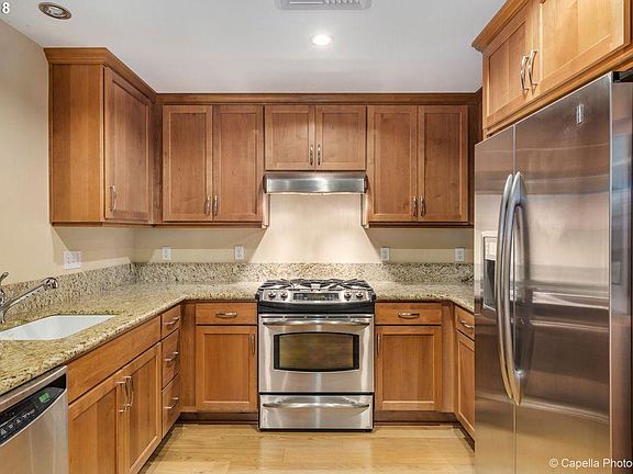 Kitchen (w/o furnishings)