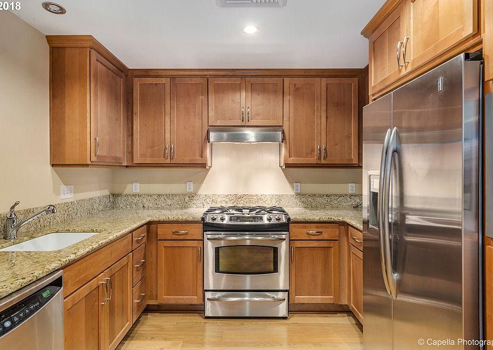 Kitchen (w/o furnishings)